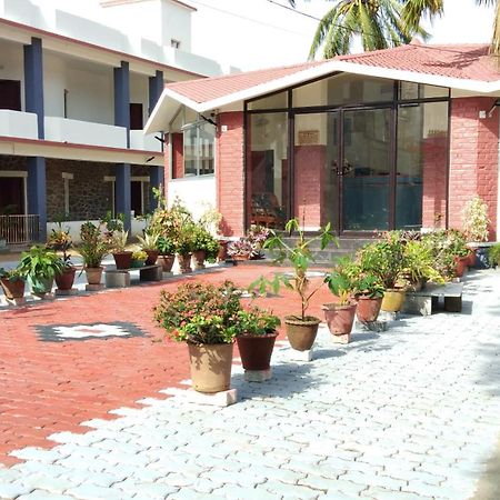 Hotel Jebasakthy Kanyakumari Exterior photo